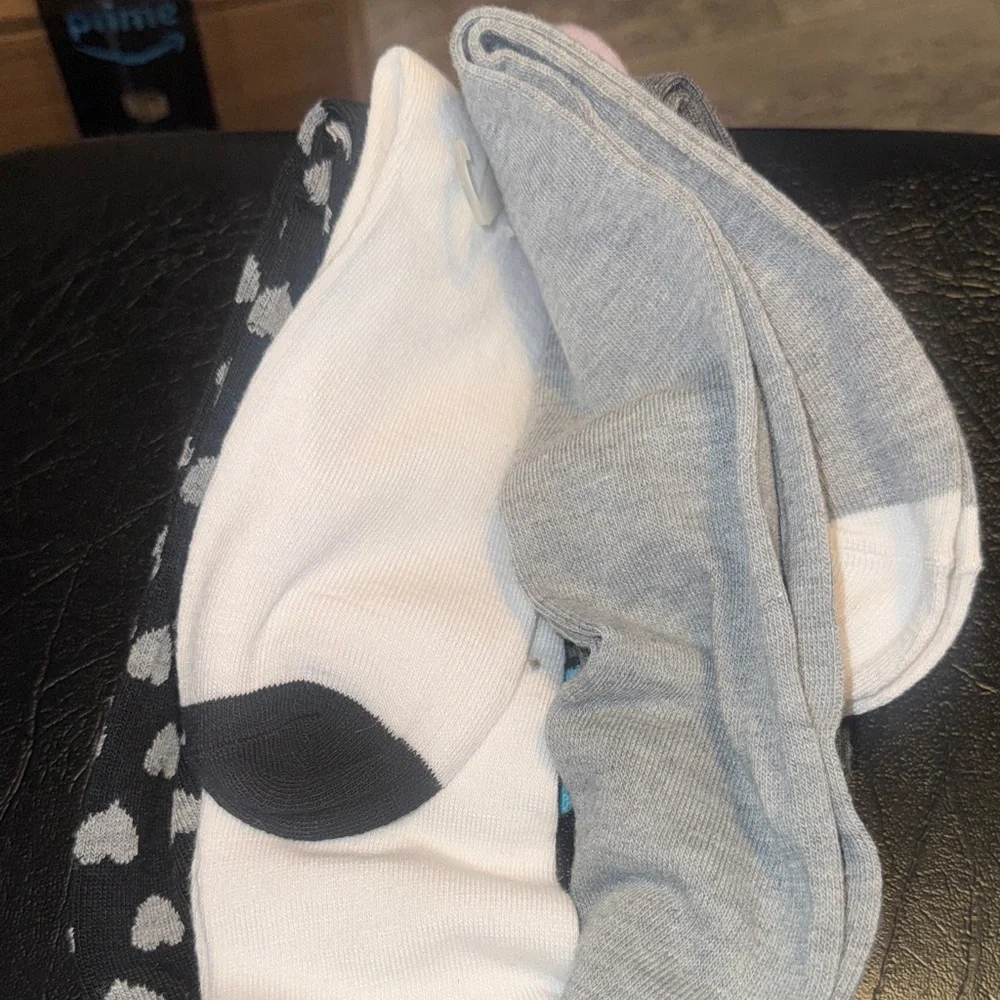 No Boundaries stylish knee